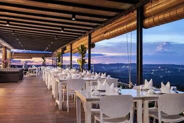 Pidoma Resort