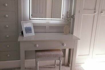 اقامتگاه Remarkable 4 Bed House In Sheffield