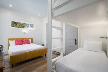 Сельский дом Seagrove Manor By Avantstay Free Paddle Boards Lake Front Yard & Pet Friendly