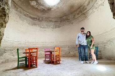 تختخواب و صبحانه şikeft Butik Otel