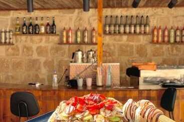 تختخواب و صبحانه şikeft Butik Otel