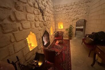 تختخواب و صبحانه şikeft Butik Otel