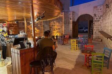 تختخواب و صبحانه şikeft Butik Otel