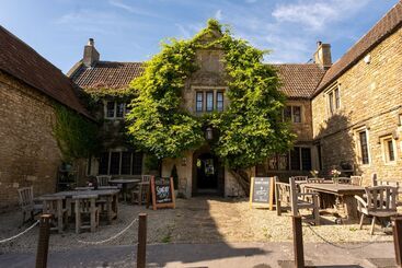 تختخواب و صبحانه Kings Arms Duplex