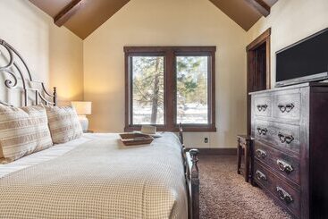 Big Pine By Avantstay Stunning Secluded Oregon Home W/ Hot Tub