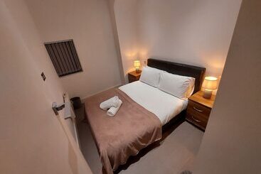Feel At Home Nottingham