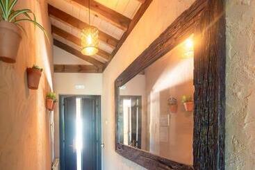Eco Hotel Cueva Del Gato