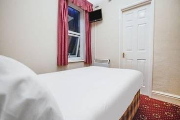 Chesterton Hotel, Blackpool South Shore