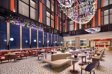 هتل Ramada By Wyndham Huzhou Wuxing