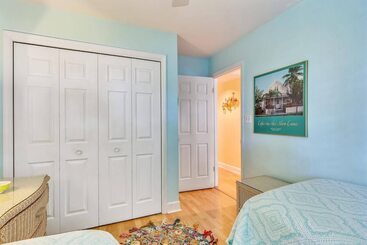 Key West Casa By Avantstay Communal Pool Bbq & Patio Near Duval Street Week Long Stays Only