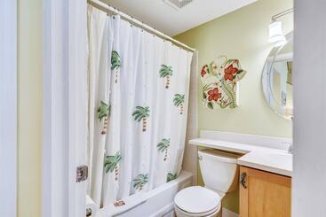 Key West Casa By Avantstay Communal Pool Bbq & Patio Near Duval Street Week Long Stays Only