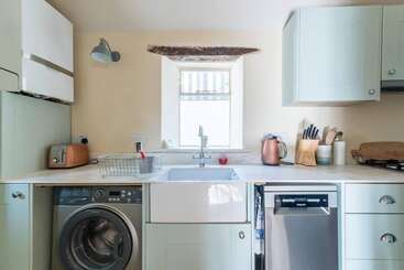 Lovely Cosy Stone Cottage In Tetbury, Cotswolds