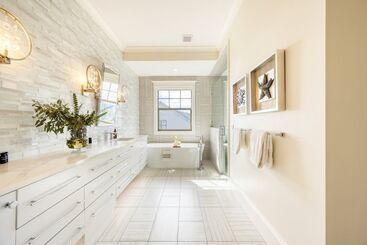 Monarch By Avantstay Stunning Estate 1 Block To Beach, Swim Up Bar, Hot Tub, & Rooftop Views
