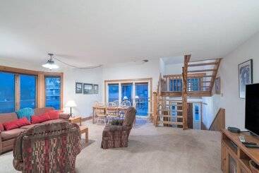 Mountain House East By Avantstay Close To The Slopes And Town!