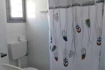 Perissa Art Villa Kitchen & Washing Machine
