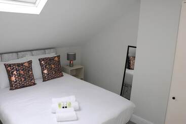 اقامتگاه So Fresh So Clean Beautiful 3 Bed House N Belfast