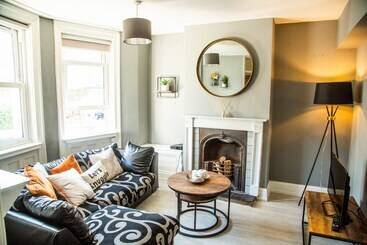 اقامتگاه Stunning 3 Bed House In Brighton