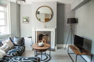اقامتگاه Stunning 3 Bed House In Brighton