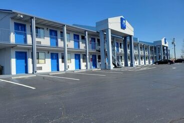 Smokies Motel