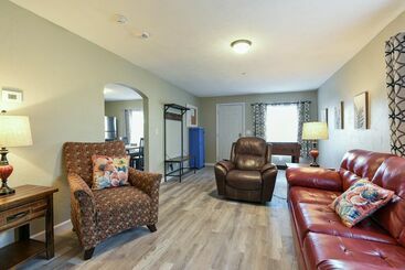 Stay N Play   Downtown Branson   Free Trolley Or Walk To All The Fun!!