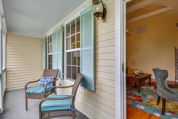 Tumi S Time Out By Avantstay Heart Of Old Town W/ Shared Pool Month Long Stays Only