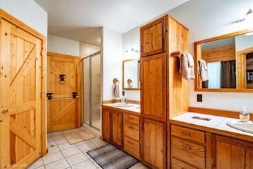 Back Country Cabin
