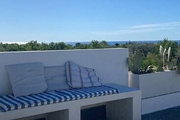 تختخواب و صبحانه Casapiuholidaysicilia   Adults Only