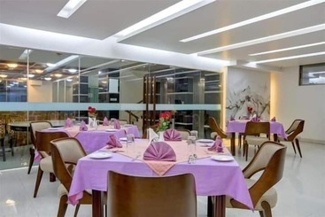 تختخواب و صبحانه Grand Mostafa Hotel Ababil