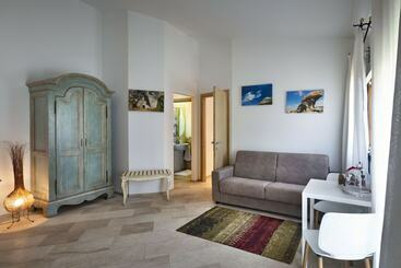 تختخواب و صبحانه Iconic Luxury Suite