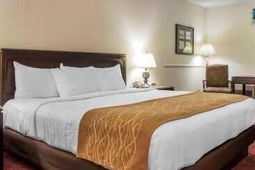 هتل Canberra Premiere Comfort