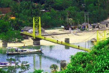 هتل Mad Monkey Nusa Lembongan