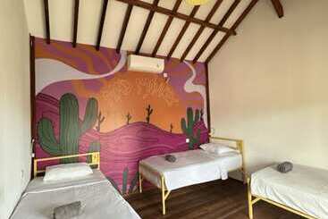 هتل Mad Monkey Nusa Lembongan