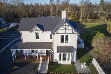 هتل The Vicarage Geraldine