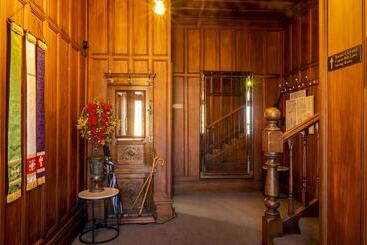 هتل The Vicarage Geraldine