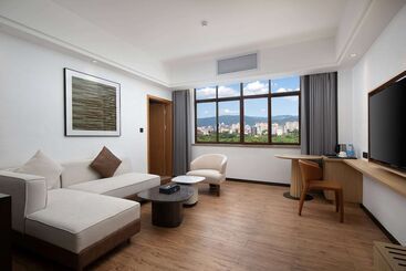 Microtel By Wyndham Xishuangbanna City Center