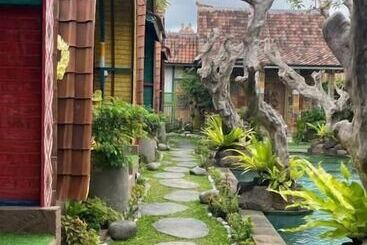 پانسیون Villa Telaga Wana