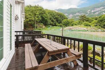 Pocheon Aleumdaun Pension