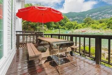 Pocheon Aleumdaun Pension