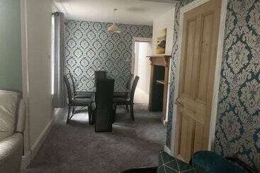 اقامتگاه Inviting 3 Bed House In Lowestoft Near The Beach