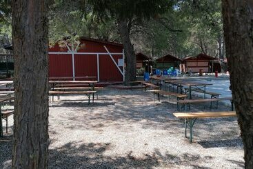 استراحتگاه Camping Green Village Pin Tourist