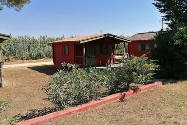 استراحتگاه Camping Green Village Pin Tourist