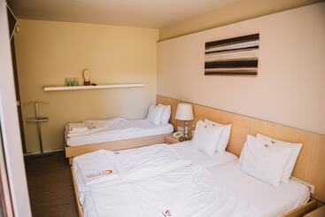 Wabi Hotel   Beauty & Dental Center