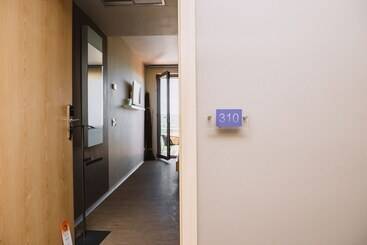 Wabi Hotel   Beauty & Dental Center