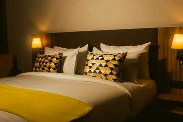 هاستل Urban Hotel And Spa
