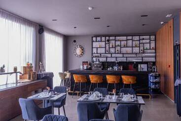 هاستل Urban Hotel And Spa