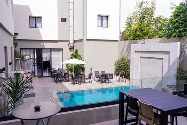 هاستل Urban Hotel And Spa
