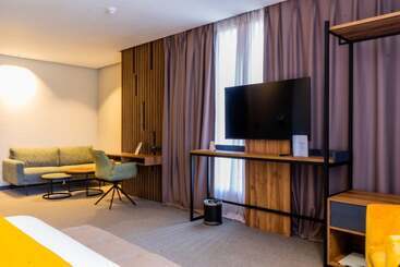هاستل Urban Hotel And Spa