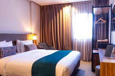 هاستل Urban Hotel And Spa