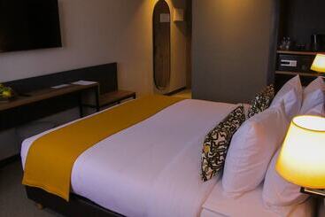 هاستل Urban Hotel And Spa