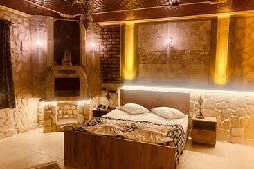 هتل آپارتمان Aysultan Stone House